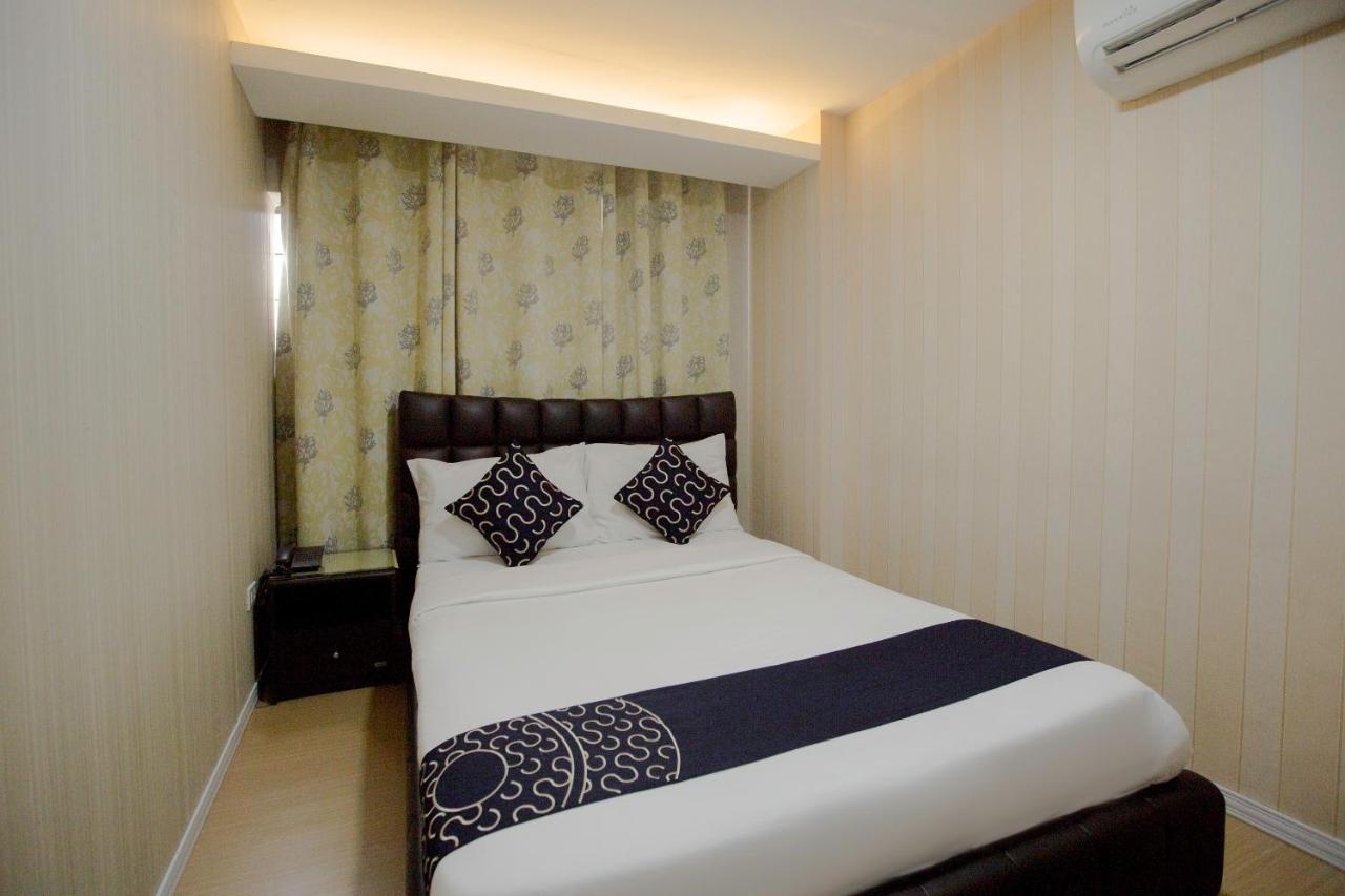 Newgrange Condotel Quezon City Exteriör bild