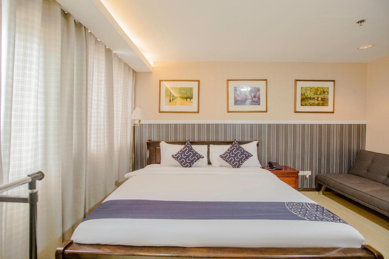 Newgrange Condotel Quezon City Exteriör bild