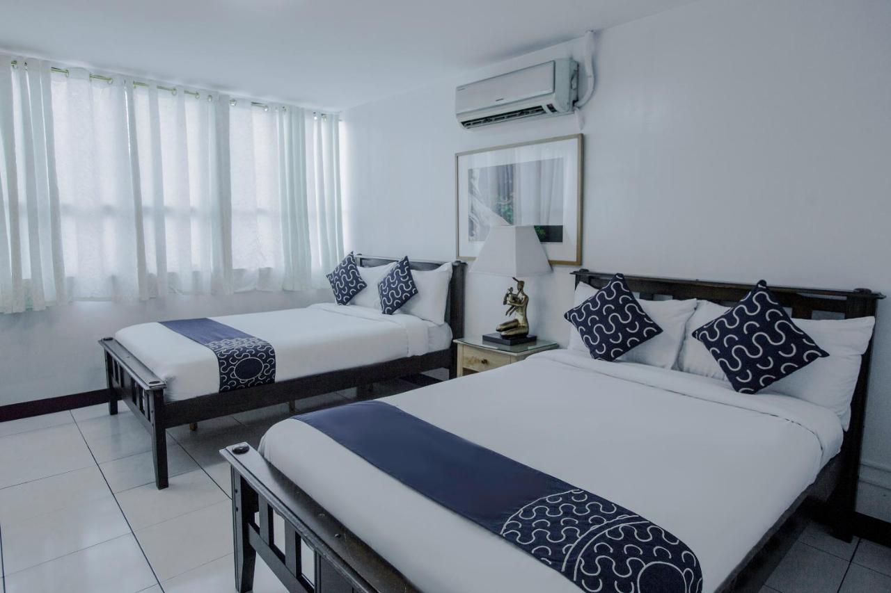 Newgrange Condotel Quezon City Exteriör bild