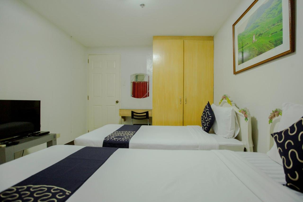 Newgrange Condotel Quezon City Exteriör bild