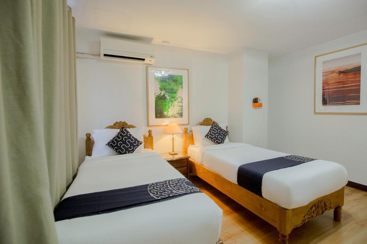 Newgrange Condotel Quezon City Exteriör bild