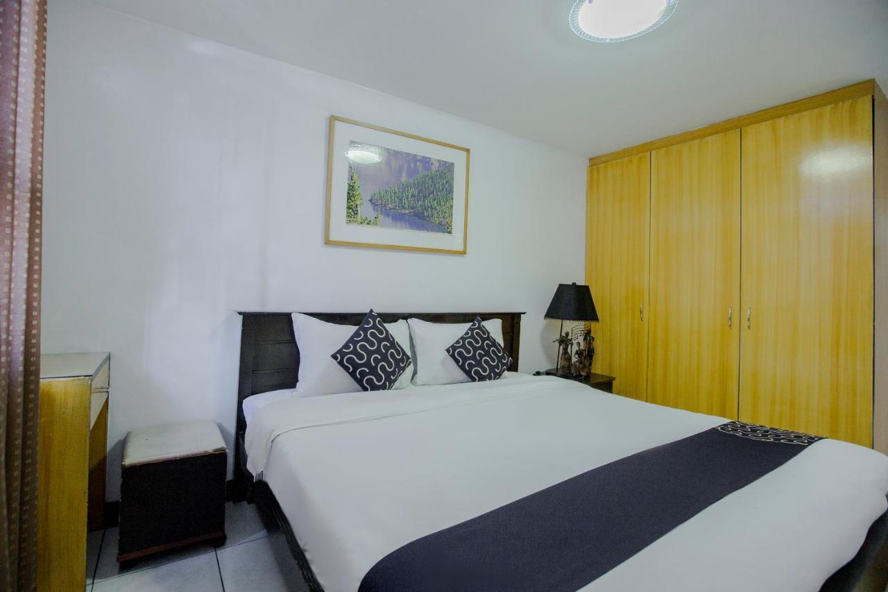 Newgrange Condotel Quezon City Exteriör bild