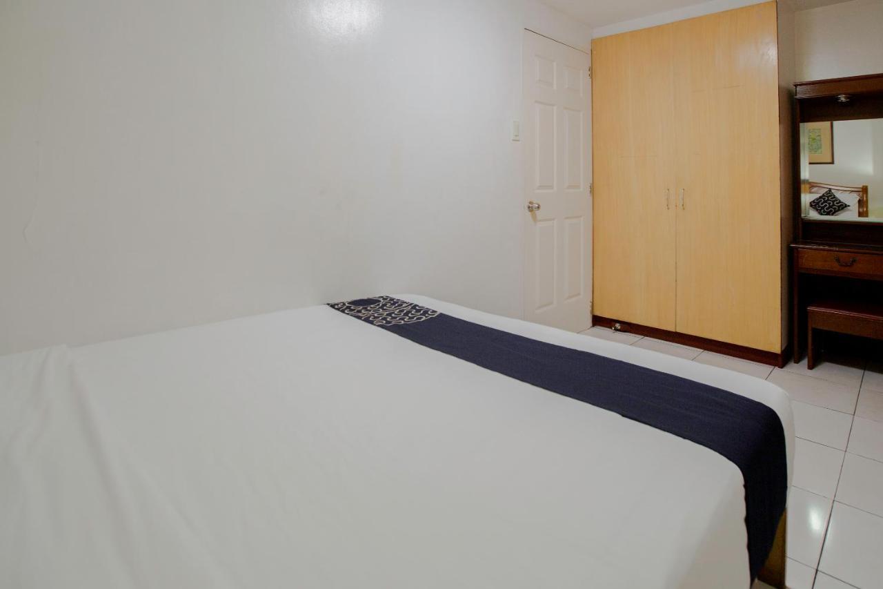 Newgrange Condotel Quezon City Exteriör bild