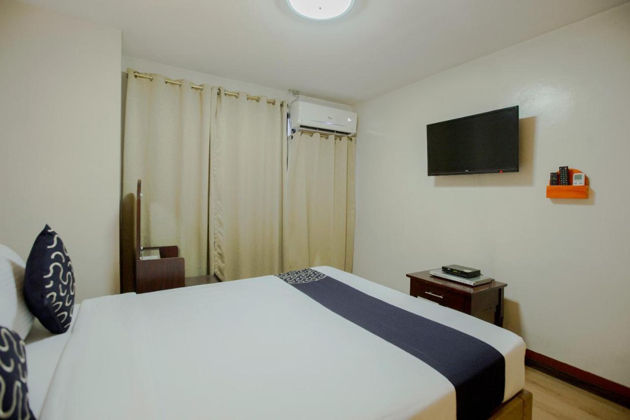 Newgrange Condotel Quezon City Exteriör bild