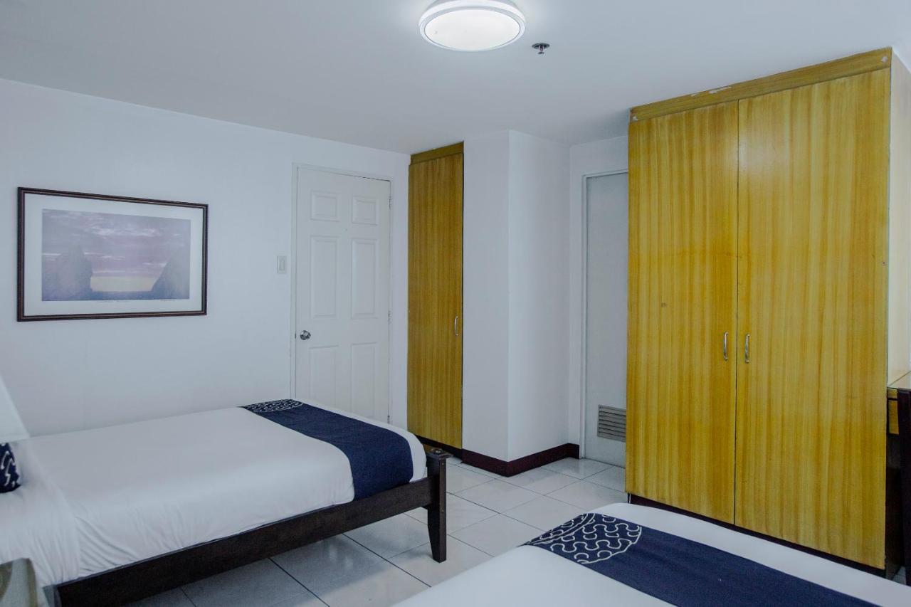 Newgrange Condotel Quezon City Exteriör bild