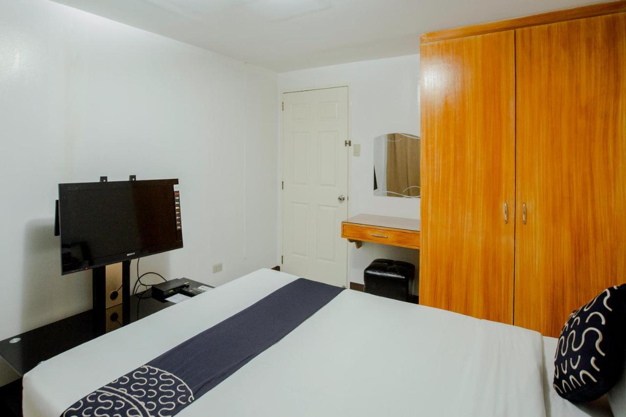 Newgrange Condotel Quezon City Exteriör bild