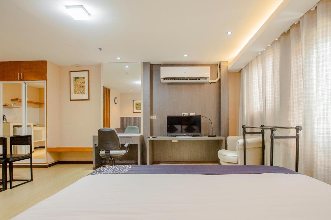Newgrange Condotel Quezon City Exteriör bild